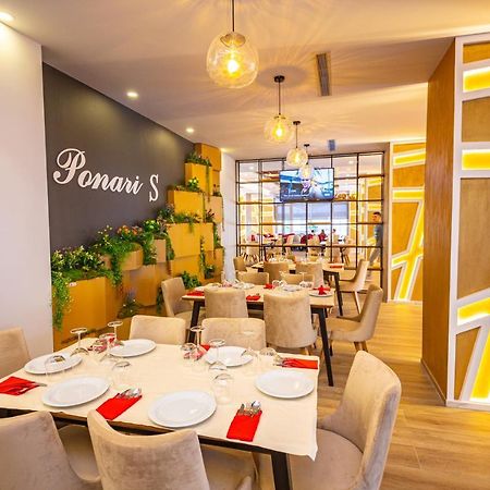 Ponari S Hotel Kryemëdhej Zewnętrze zdjęcie