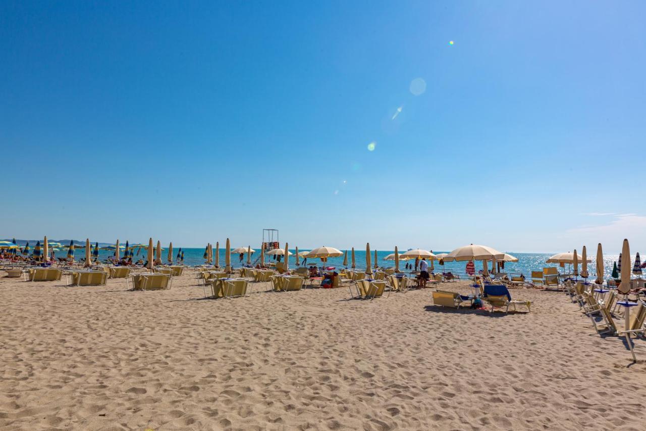 Ponari S Hotel Kryemëdhej Zewnętrze zdjęcie