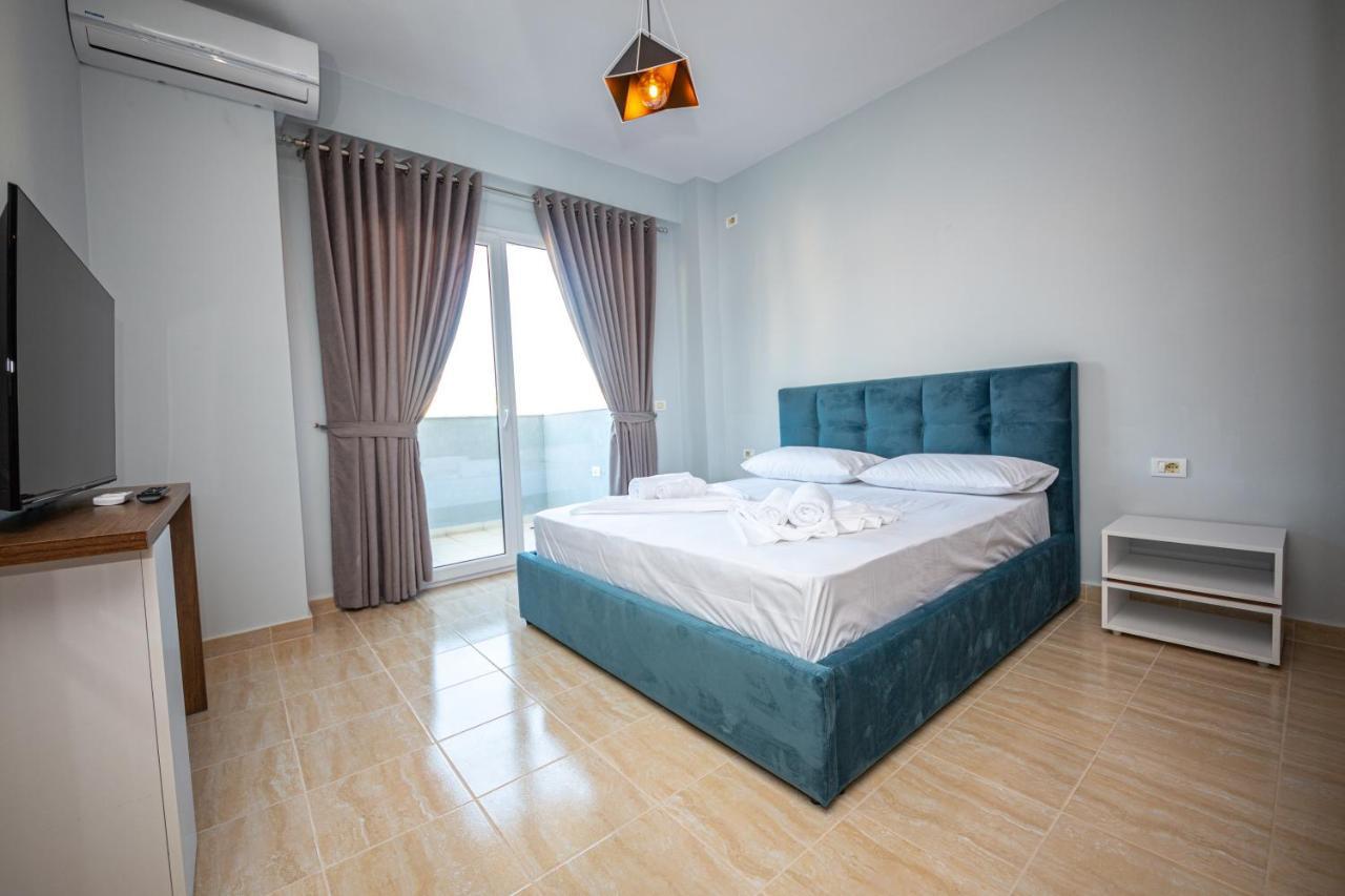 Ponari S Hotel Kryemëdhej Zewnętrze zdjęcie