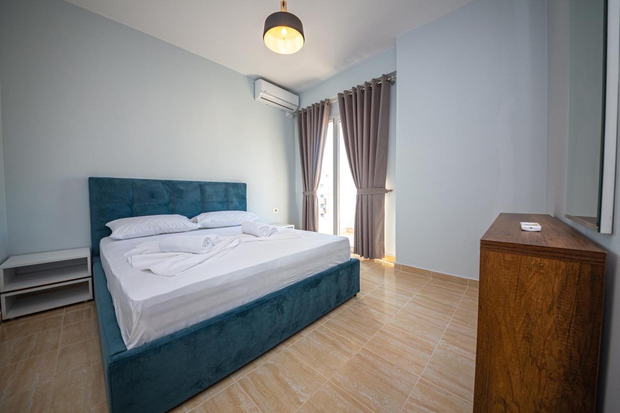 Ponari S Hotel Kryemëdhej Zewnętrze zdjęcie