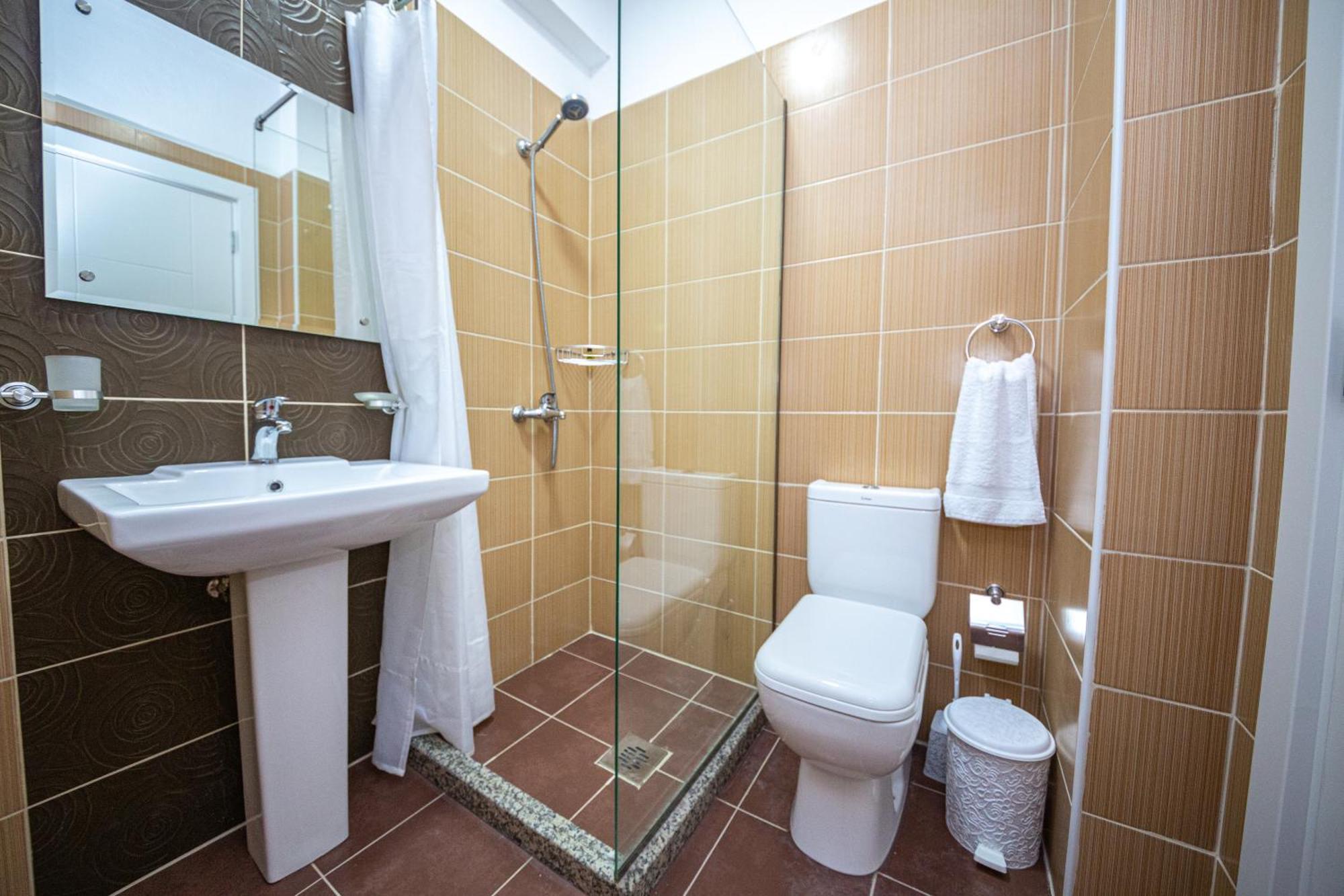 Ponari S Hotel Kryemëdhej Pokój zdjęcie